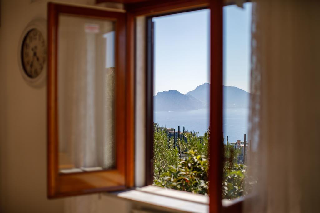 Il Nido Del Gabbiano Apartment Massa Lubrense Bagian luar foto