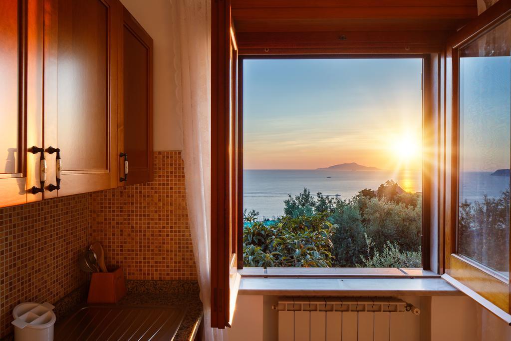 Il Nido Del Gabbiano Apartment Massa Lubrense Bagian luar foto